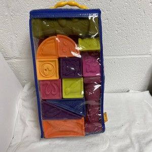 B. You Elemenosqueeze 26 squeezy Soft Blocks fun squeeze bocks bath blocks fun